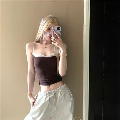 反派：开局喂萝莉女主吃进口糖