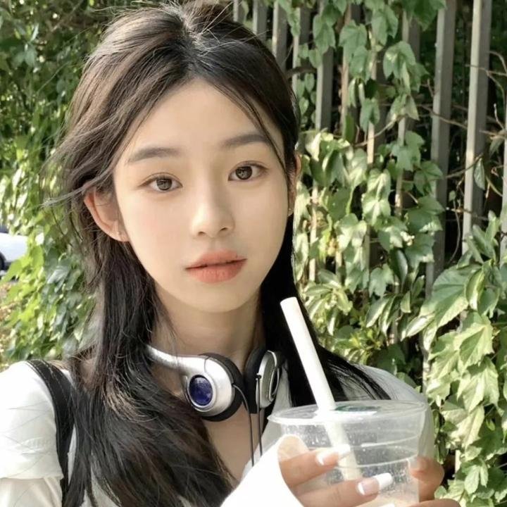 腹黑少爷小甜妻 动态漫画